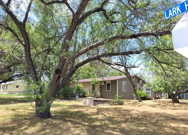 6950  Lark Haven Ln Unit 1, San Antonio, TX 78263 — photo 2