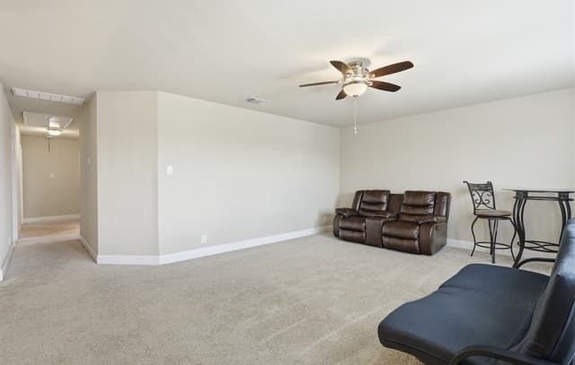 256  Albarella, Cibolo, TX 78108 — photo 15