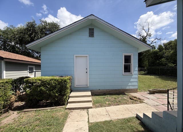327  Blakeley Dr, San Antonio, TX 78209 — photo 18