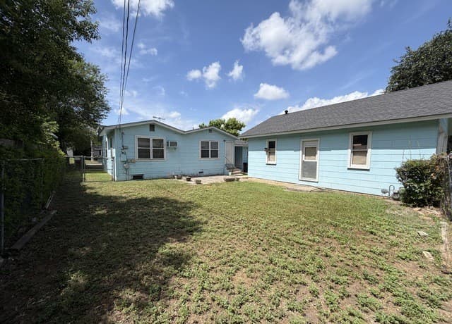 327  Blakeley Dr, San Antonio, TX 78209 — photo 20