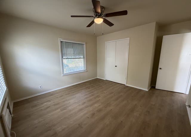 327  Blakeley Dr, San Antonio, TX 78209 — photo 9