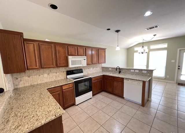 1303  Bluff Forest, San Antonio, TX 78248 — photo 14