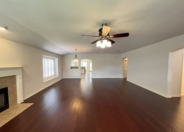 1303  Bluff Forest, San Antonio, TX 78248 — photo 8