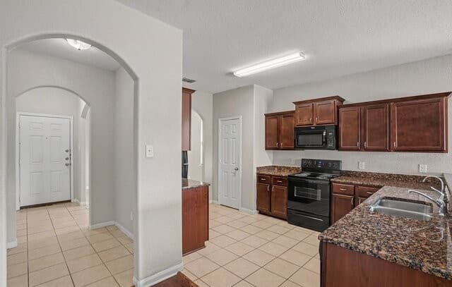 11614  Luckey Ledge, San Antonio, TX 78252 — photo 5
