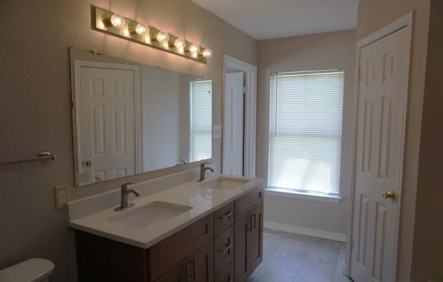 8470  Cascade Ridge Dr, San Antonio, TX 78239 — photo 18