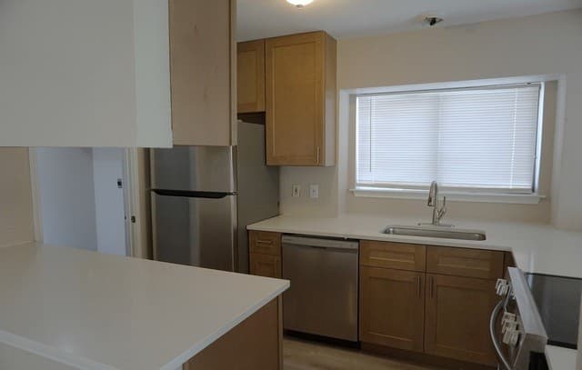 8470  Cascade Ridge Dr, San Antonio, TX 78239 — photo 9