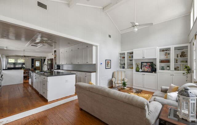 136 Argo Ave, Alamo Heights, TX 78209 — photo 10