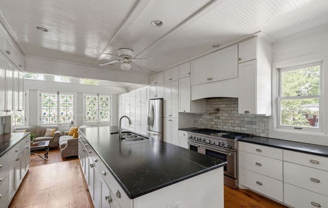 136 Argo Ave, Alamo Heights, TX 78209 — photo 6
