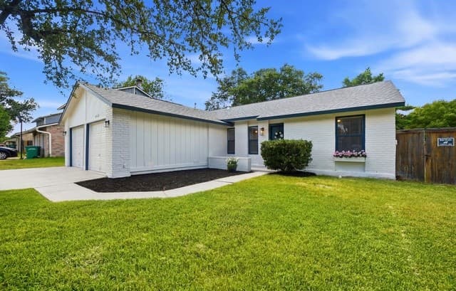 13923 Woodbreeze St, San Antonio, TX 78217 — photo 2