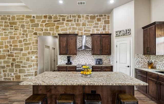 137 Trail Boss, La Vernia, TX 78121 — photo 10