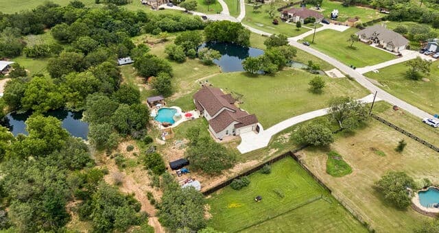 137 Trail Boss, La Vernia, TX 78121 — photo 5