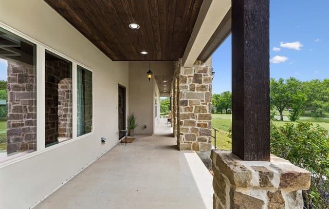 137 Trail Boss, La Vernia, TX 78121 — photo 6