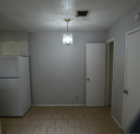 5609  Lochmoor Unit #1, San Antonio, TX 78244 — photo 4