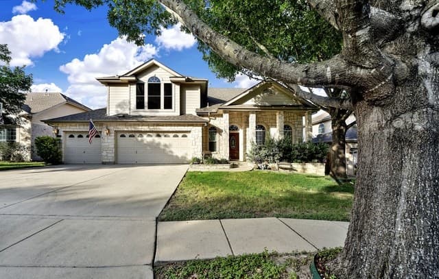 10426 Shire Country
