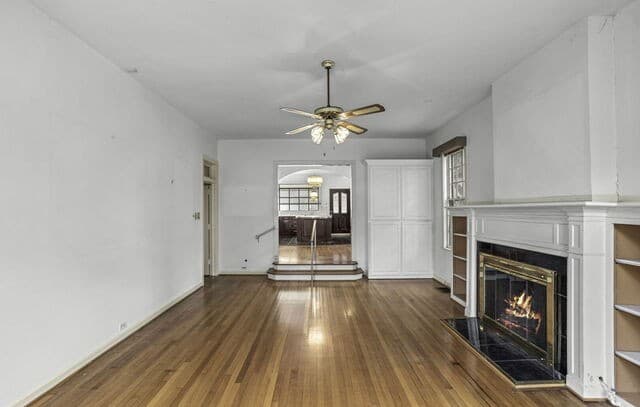 527  Kings Ct, San Antonio, TX 78212 — photo 8