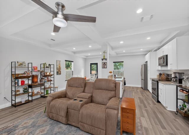547  Belmont, San Antonio, TX 78202 — photo 7