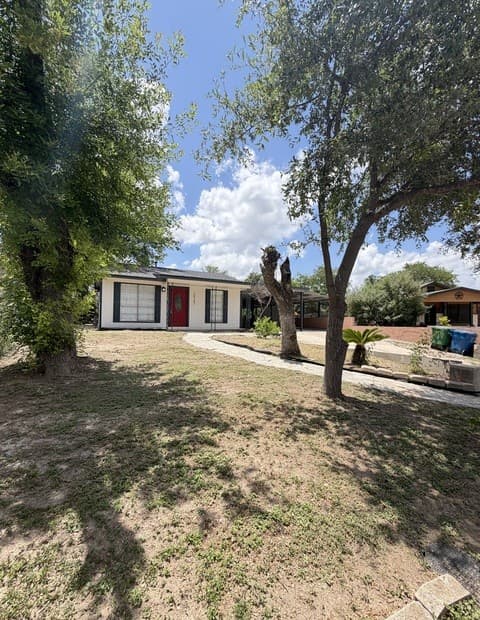 10707  Claymore, San Antonio, TX 78224 — photo 3