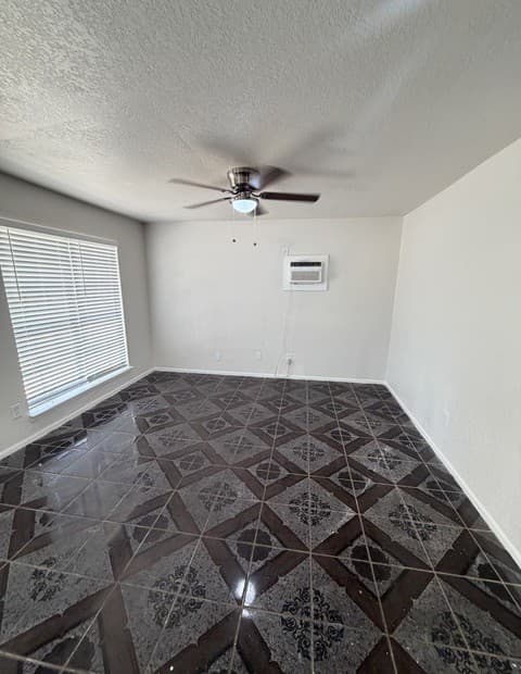 10707  Claymore, San Antonio, TX 78224 — photo 5