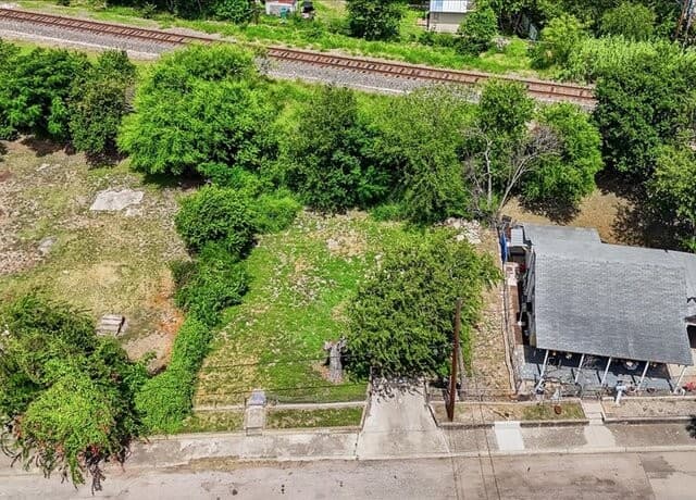 1201 S Comal, San Antonio, TX 78207 — photo 9