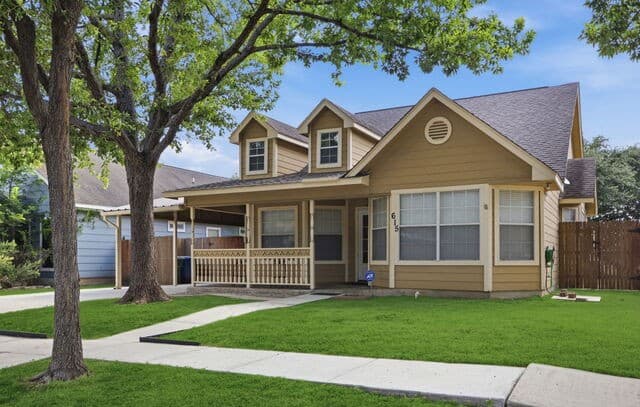 615  Claude W Black, San Antonio, TX 78203 — photo 3