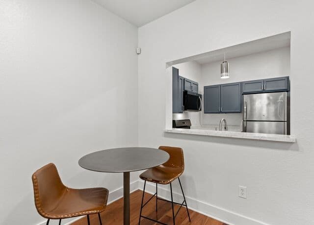 400 E Guenther Street Unit 1102, San Antonio, TX 78210 — photo 11