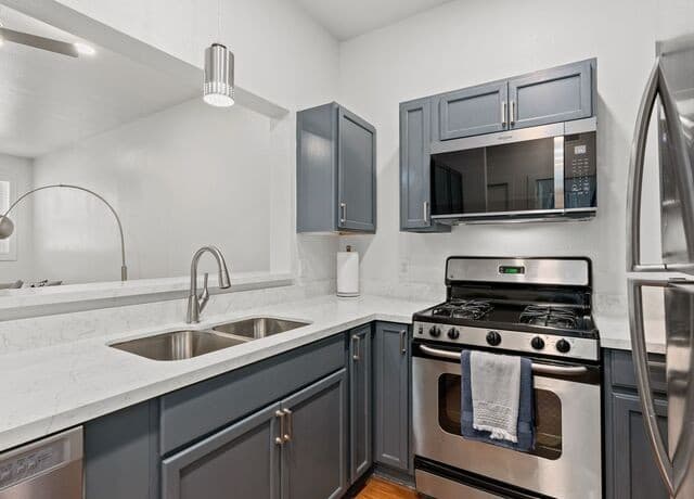 400 E Guenther Street Unit 1102, San Antonio, TX 78210 — photo 17