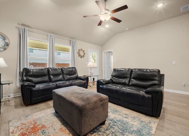 4311  Southton Woods, San Antonio, TX 78223 — photo 6