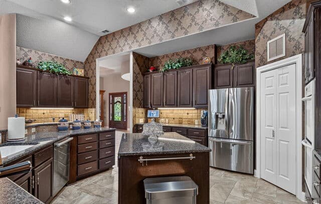 11  Westerleigh, San Antonio, TX 78218 — photo 6
