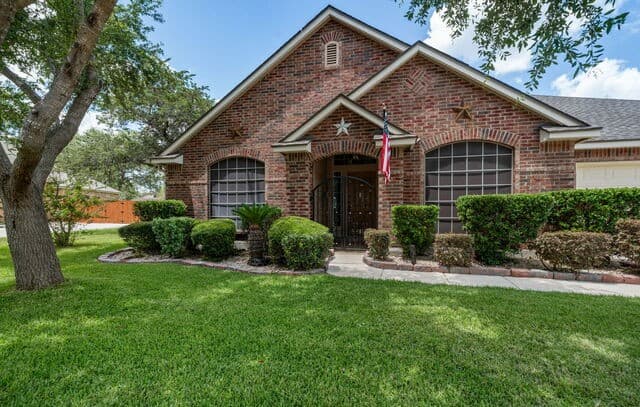 14525  Besinger Way, San Antonio, TX 78254 — photo 2
