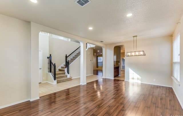5723  White Oak Cv, San Antonio, TX 78253 — photo 3