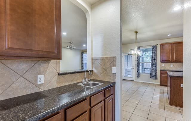 5723  White Oak Cv, San Antonio, TX 78253 — photo 8