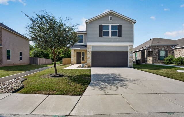 6427 Nolina Pass