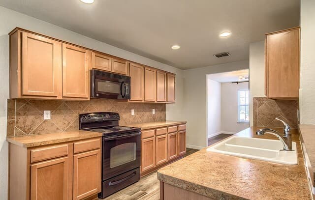 22014  Diamond Chase, San Antonio, TX 78259 — photo 2