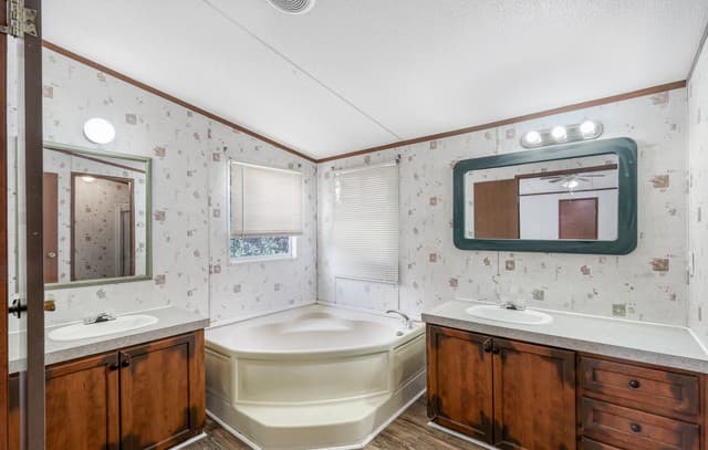 22707  Savannah Hts, Von Ormy, TX 78073 — photo 13