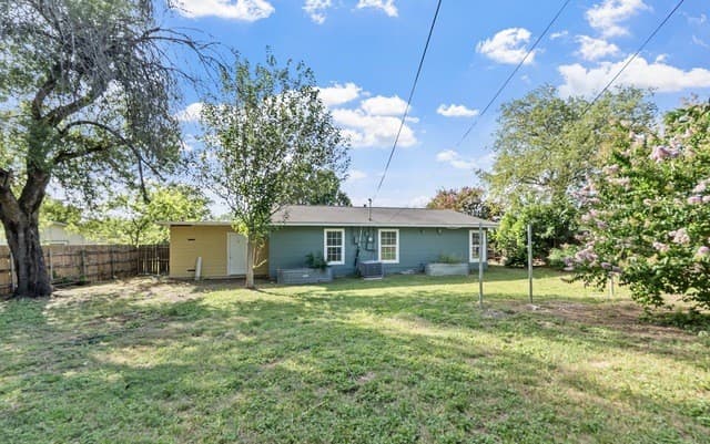 6806  Bender Dr, San Antonio, TX 78229 — photo 17