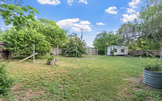 6806  Bender Dr, San Antonio, TX 78229 — photo 18