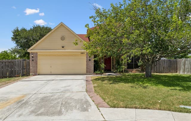 5810  Elk Lake Dr, San Antonio, TX 78244 — photo 11