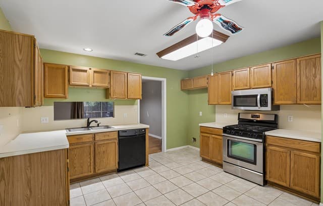 5810  Elk Lake Dr, San Antonio, TX 78244 — photo 20