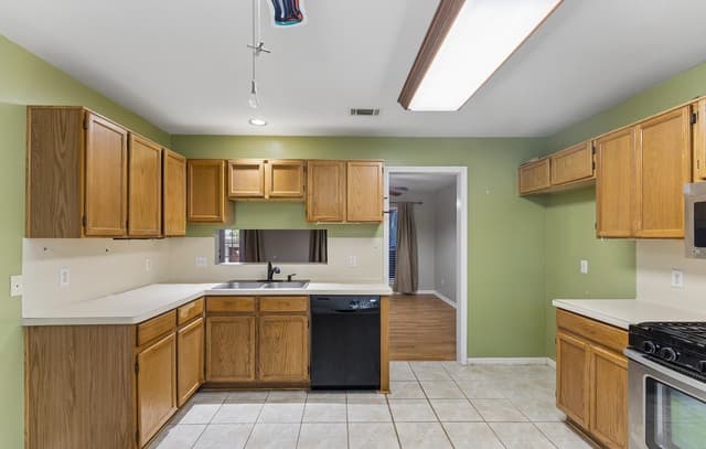 5810  Elk Lake Dr, San Antonio, TX 78244 — photo 21