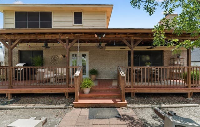 5810  Elk Lake Dr, San Antonio, TX 78244 — photo 9