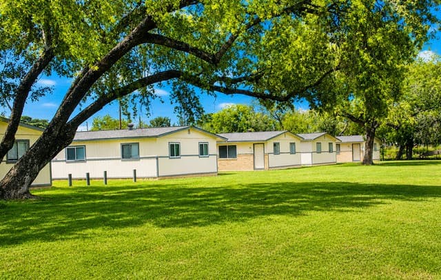 144 W Villaret Blvd Unit 122, San Antonio, TX 78221 — photo 8