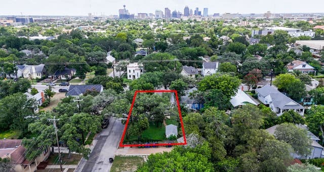 321 E Mistletoe, San Antonio, TX 78212 — photo 22
