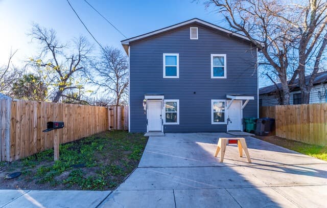 234  Gould Unit 101, San Antonio, TX 78207 — photo 2