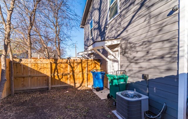 234  Gould Unit 101, San Antonio, TX 78207 — photo 3