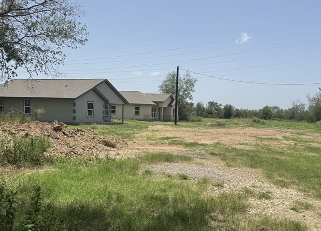 4712  Higdon, San Antonio, TX 78223 — photo 14