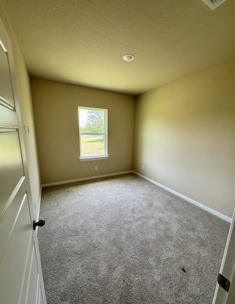 4712  Higdon, San Antonio, TX 78223 — photo 9