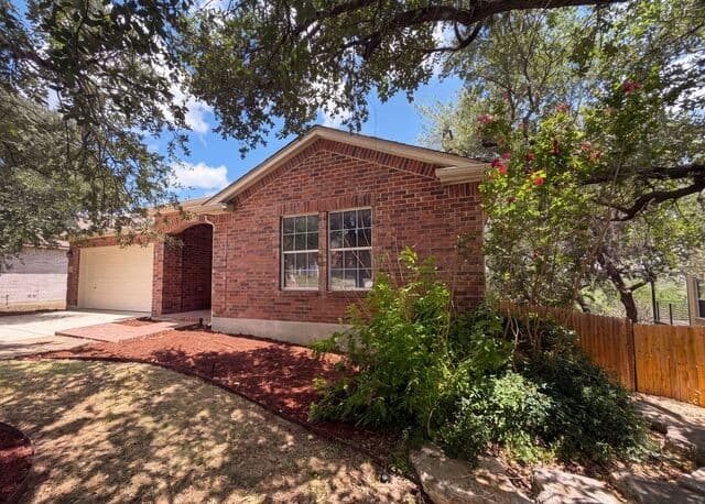 622  Mesa Loop, San Antonio, TX 78258 — photo 14
