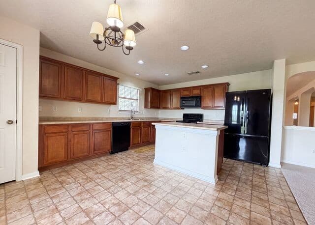 622  Mesa Loop, San Antonio, TX 78258 — photo 2