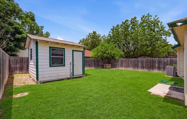 9743  Green Plain Dr, San Antonio, TX 78245 — photo 16