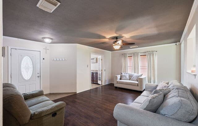9743  Green Plain Dr, San Antonio, TX 78245 — photo 3